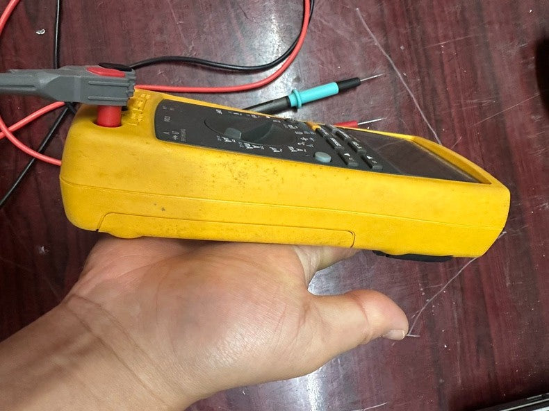 Used Fluke 187 TRMS Logging Multimeter