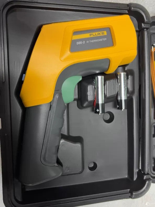 New Fluke 566-2 Dual Infrared Thermometer