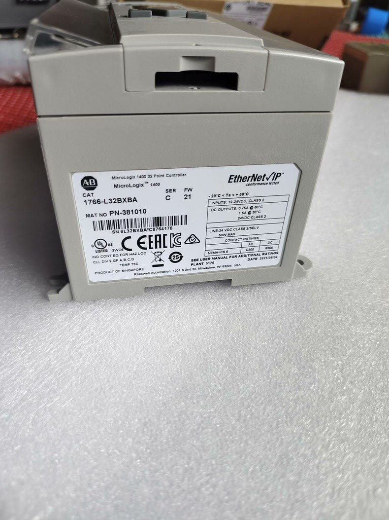 New Allen-Bradley 1766-L32BWAA MicroLogix Controller