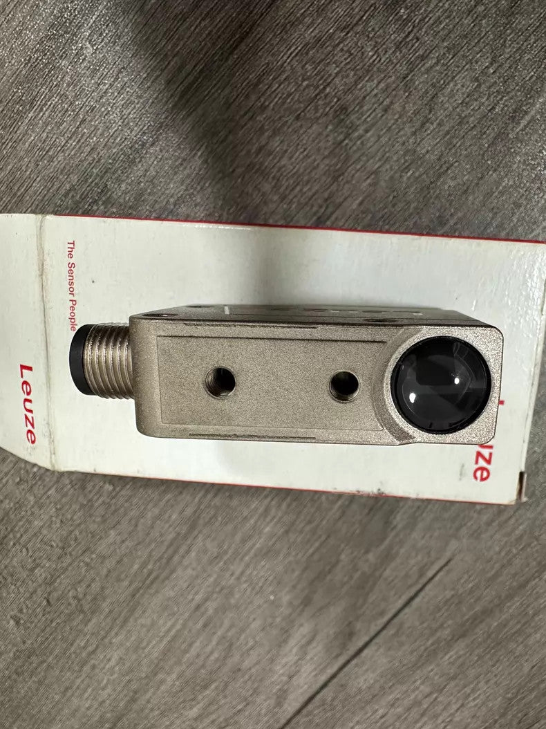 Used Leuze PRK18B.T2/PX-M12 Photoelectric Sensor