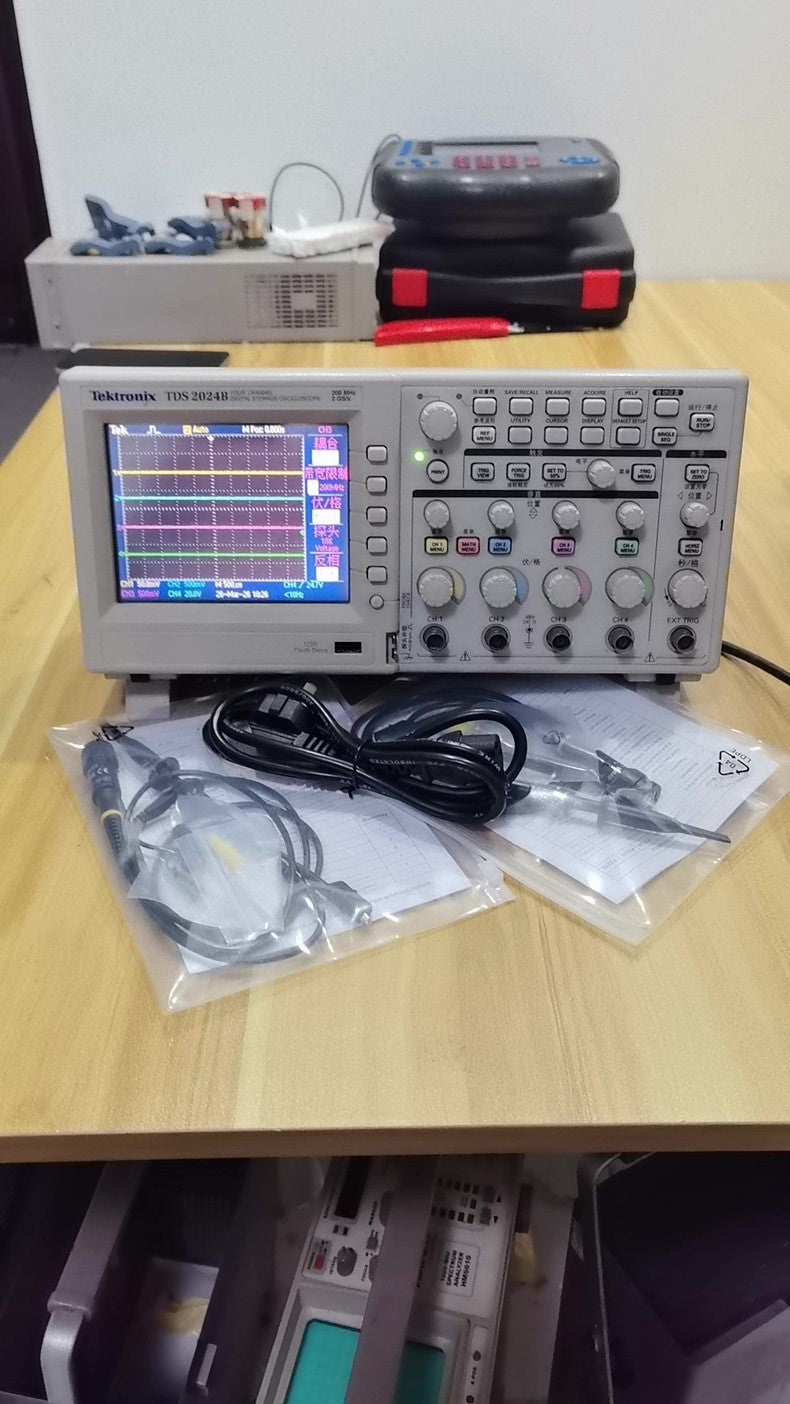Used Tektronix TDS2024B Bench Oscilloscope 200MHz 4CH