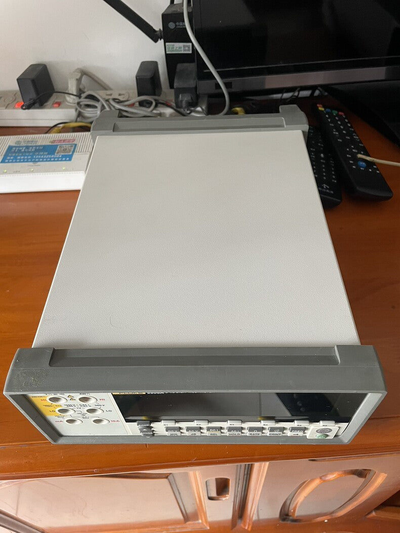 Used Fluke 8808A 5.5-Digit Precision Bench Multimeter
