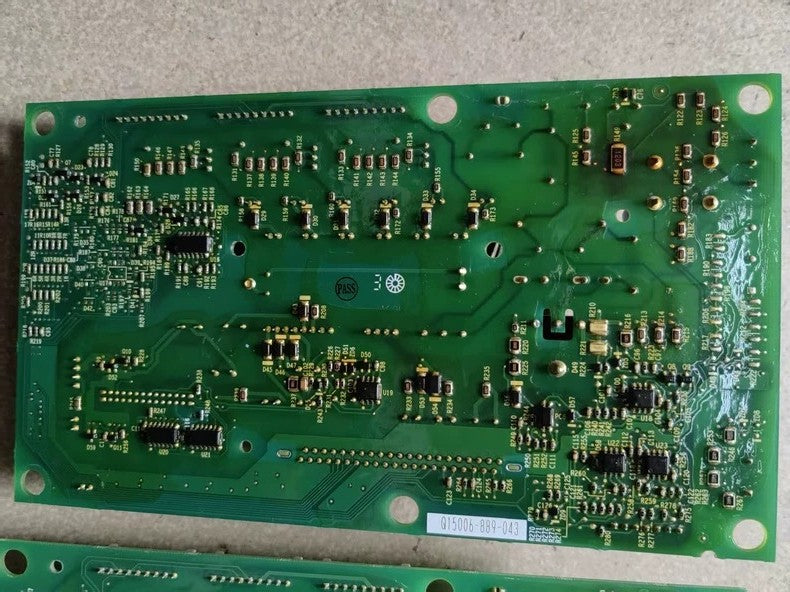 Used Yaskawa PCB Board YPHT31625-1C Inverter
