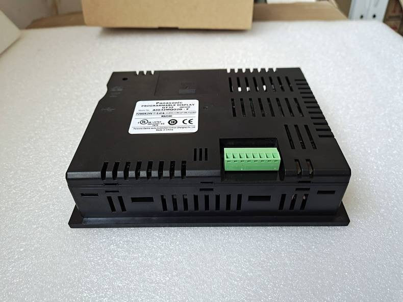 1PC New Panasonic GT32 Series AIG32MQ02D-F Touchscreen Operator Display Unit