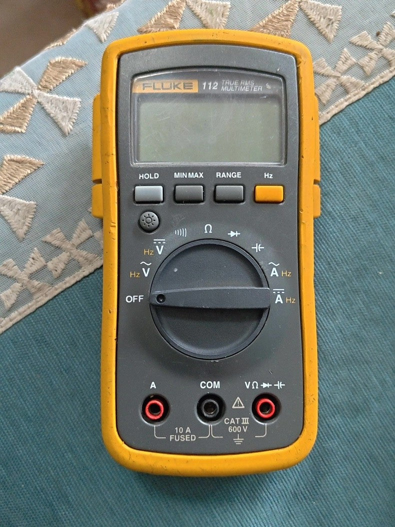 Used Fluke 112 True-RMS Portable Multimeter