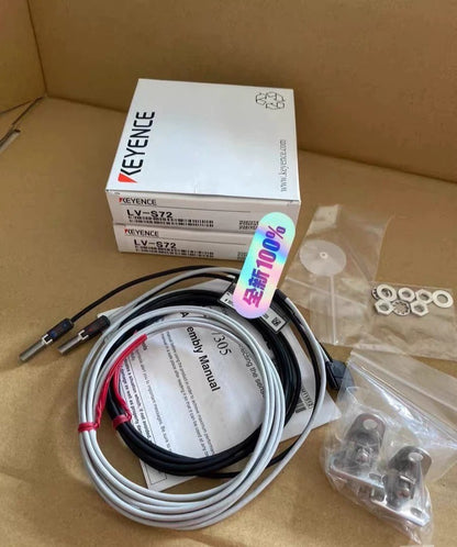 1PC New KEYENCE LV-S72 (LV-S72T+LV-S72R) Laser Sensor 500mm