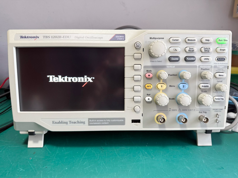 Used Tektronix TBS1202B-EDU 200MHz Oscilloscope