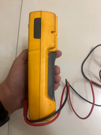 Used Fluke 233 Wireless Multimeter 3.5-Digit Precision