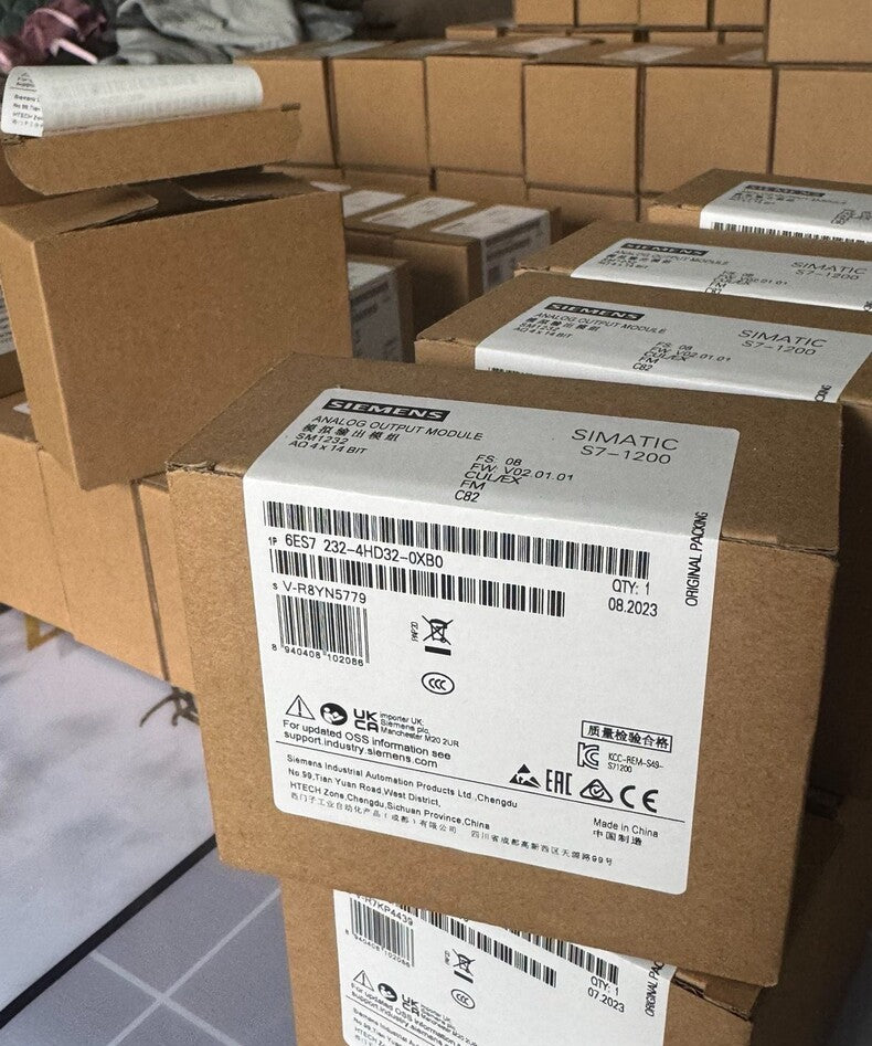 Siemens 6ES7232-4HD32-0XB0 4-Channel Analog Output