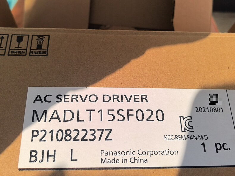 Panasonic MADLT15SF Industrial AC Servo Drive
