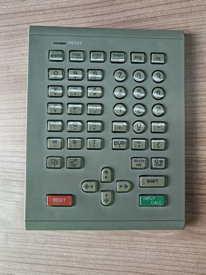 1PC New MITSUBISHI KS-4MB913A CNC Keypad M64/M520 Operator Panel