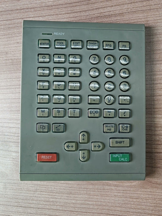 1PC New MITSUBISHI KS-4MB913A CNC Keypad M64/M520 Operator Panel