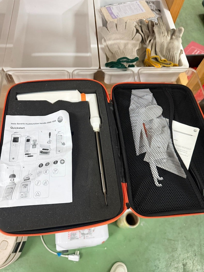 Used Testo Saveris Oil Analyzer Set Monitoring
