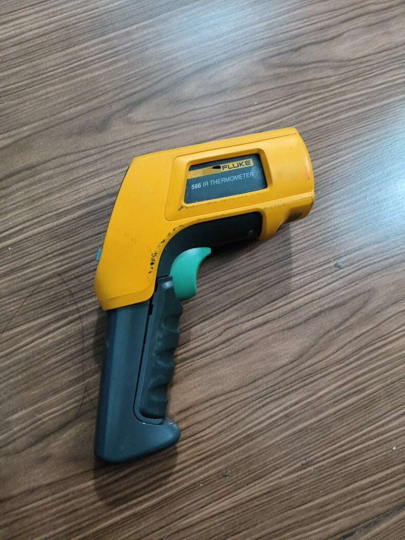 Used Fluke 566 Contact & Infrared Temperature Tester