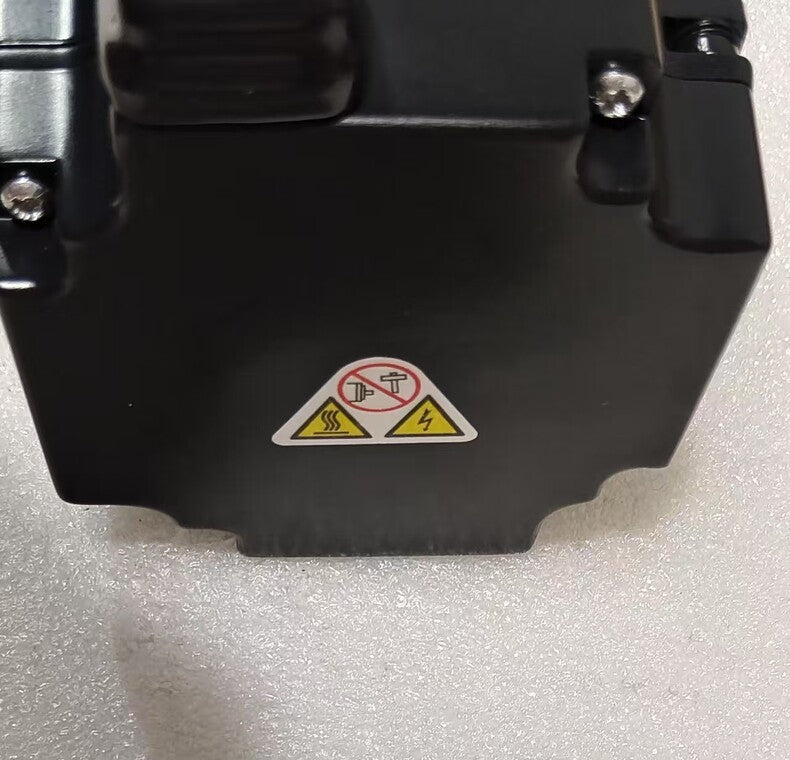 1PC New Yaskawa SGMAV-08ADK-HA21 750W Sigma-V AC Servo Motor 200V 3000RPM