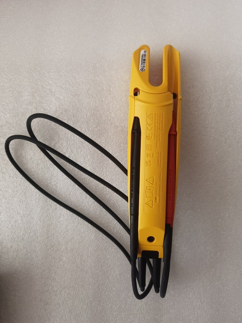 New Fluke T5-1000 AC DC Voltage Current Continuity Tester