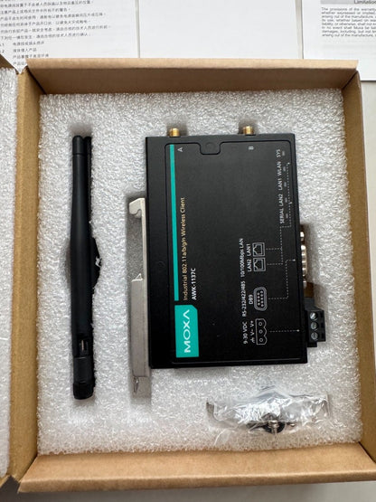1PC New MOXA AWK-1137C-US Industrial Wireless Ethernet Bridge Wi-Fi Transceiver