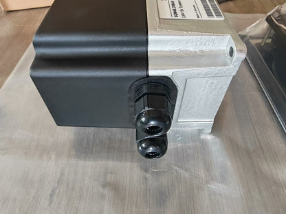 Siemens SQM45.295A9 Servo Motor Burner Actuator