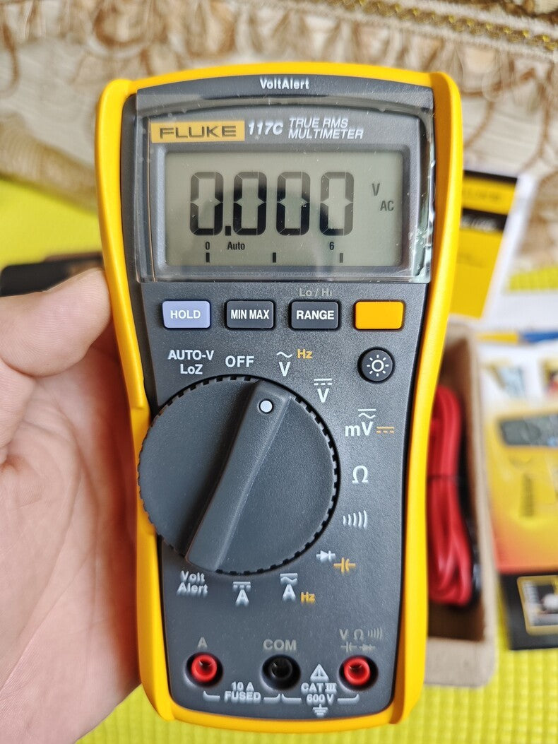 Fluke 117C True-RMS Digital Multimeter 600V