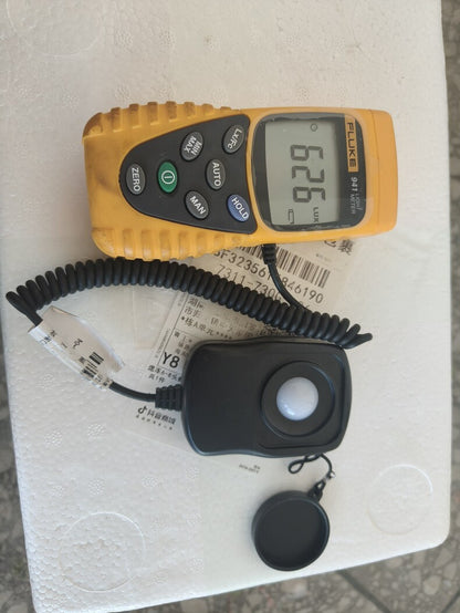 Used Fluke 941 Digital Lux Meter
