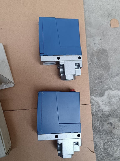 Telemecanique XMLA004A2S11 Pressure Switch