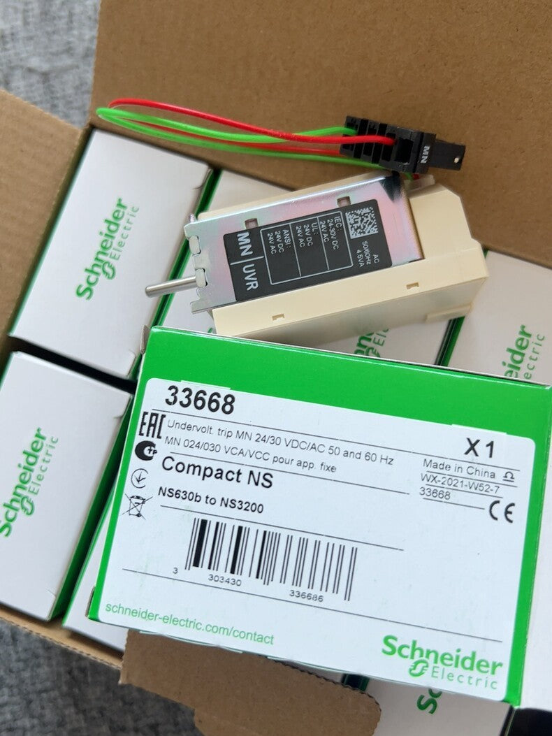 New Schneider 33668 MN/UVR 24V Undervoltage Release