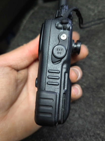 1PC Used Yaesu VX-7R Walkie Talkie with Battery Antenna & Charging Cable