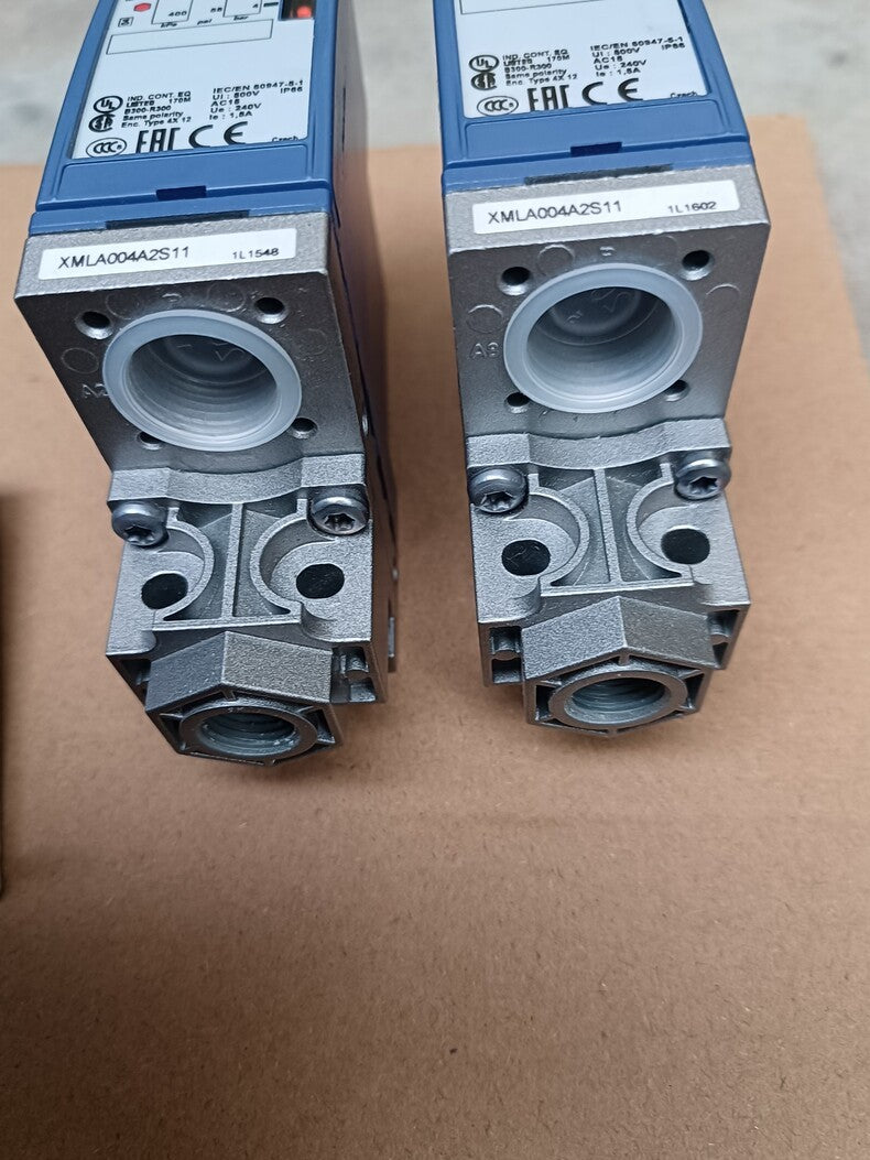 Telemecanique XMLA004A2S11 Pressure Switch
