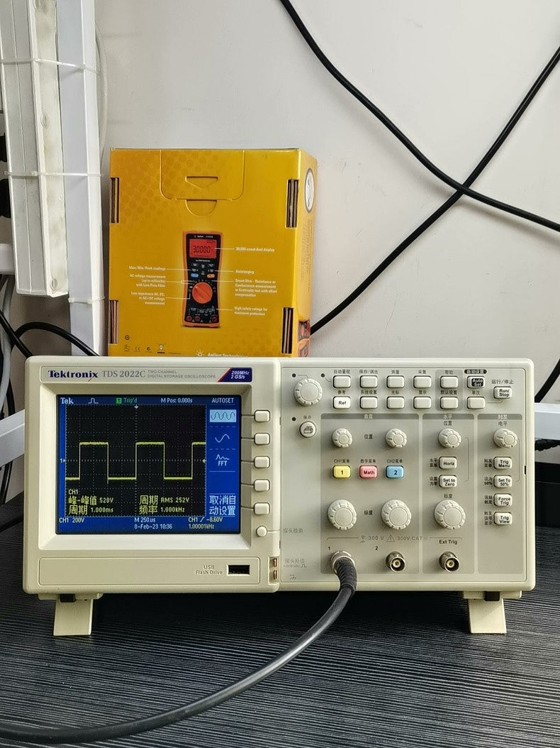 Tektronix TDS2022C 200MHz 2CH Digital Storage Oscilloscope