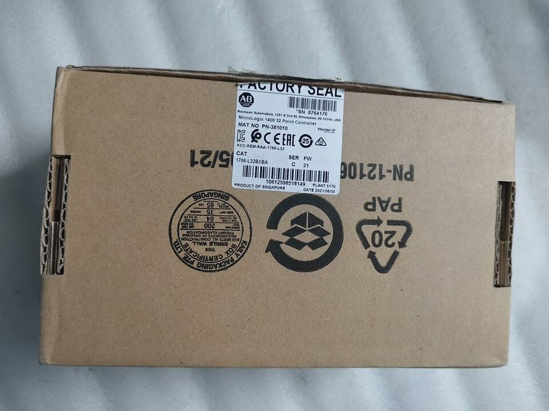 New Allen-Bradley 1766-L32BWAA MicroLogix Controller