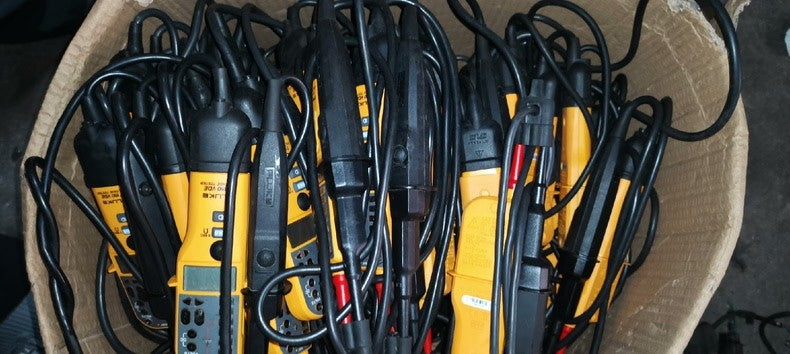 1PC Fluke T130 Voltage Continuity Tester 2-Pole Electrical Probe VDE Certified
