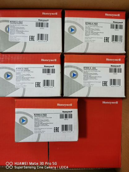Honeywell R7849A1023 UV Flame Amplifier