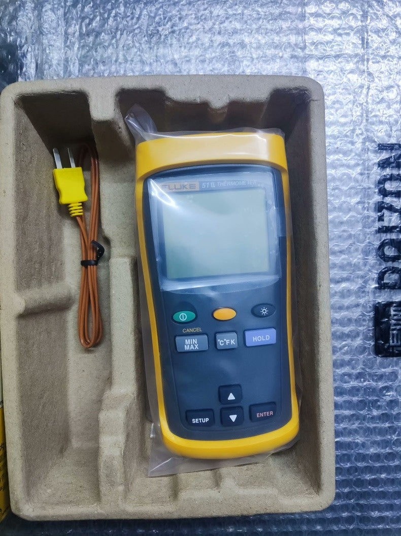 Fluke 51-2 Digital Thermometer Portable Temperature Tester