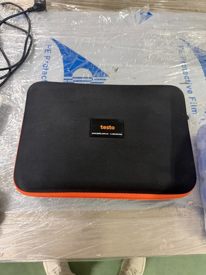 Used Testo Saveris Oil Analyzer Set Monitoring