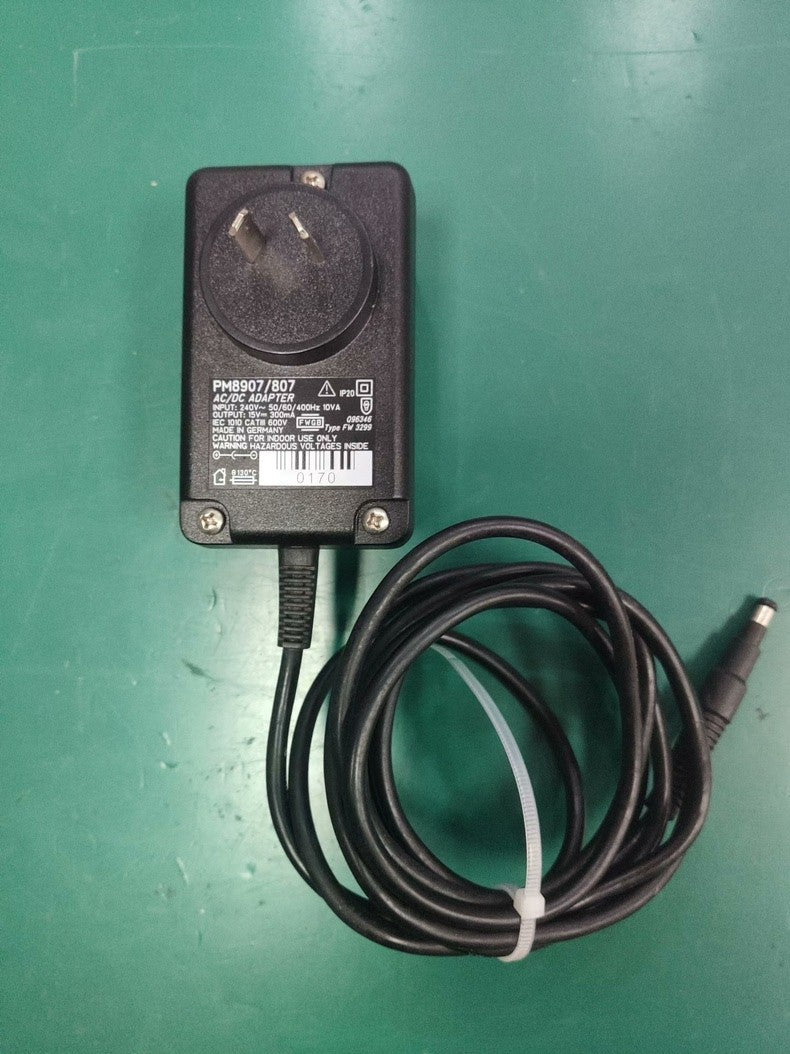 Used Original Fluke BC190/807 Charger 17.8V 240V