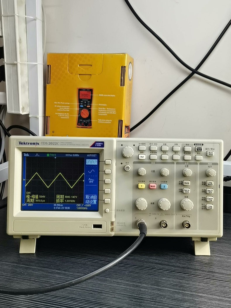 Tektronix TDS2022C 200MHz 2CH Digital Storage Oscilloscope