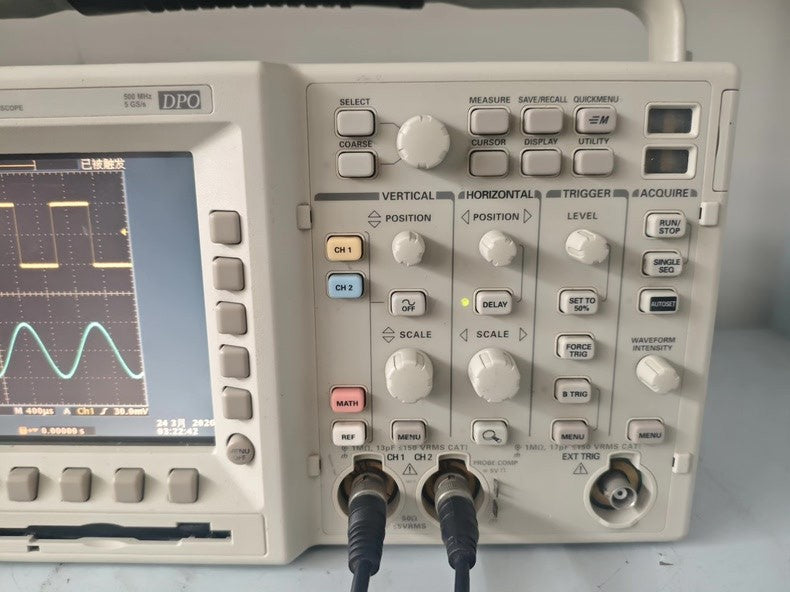Used Tektronix TDS3052B 500MHz 5GS/s Digital Oscilloscope