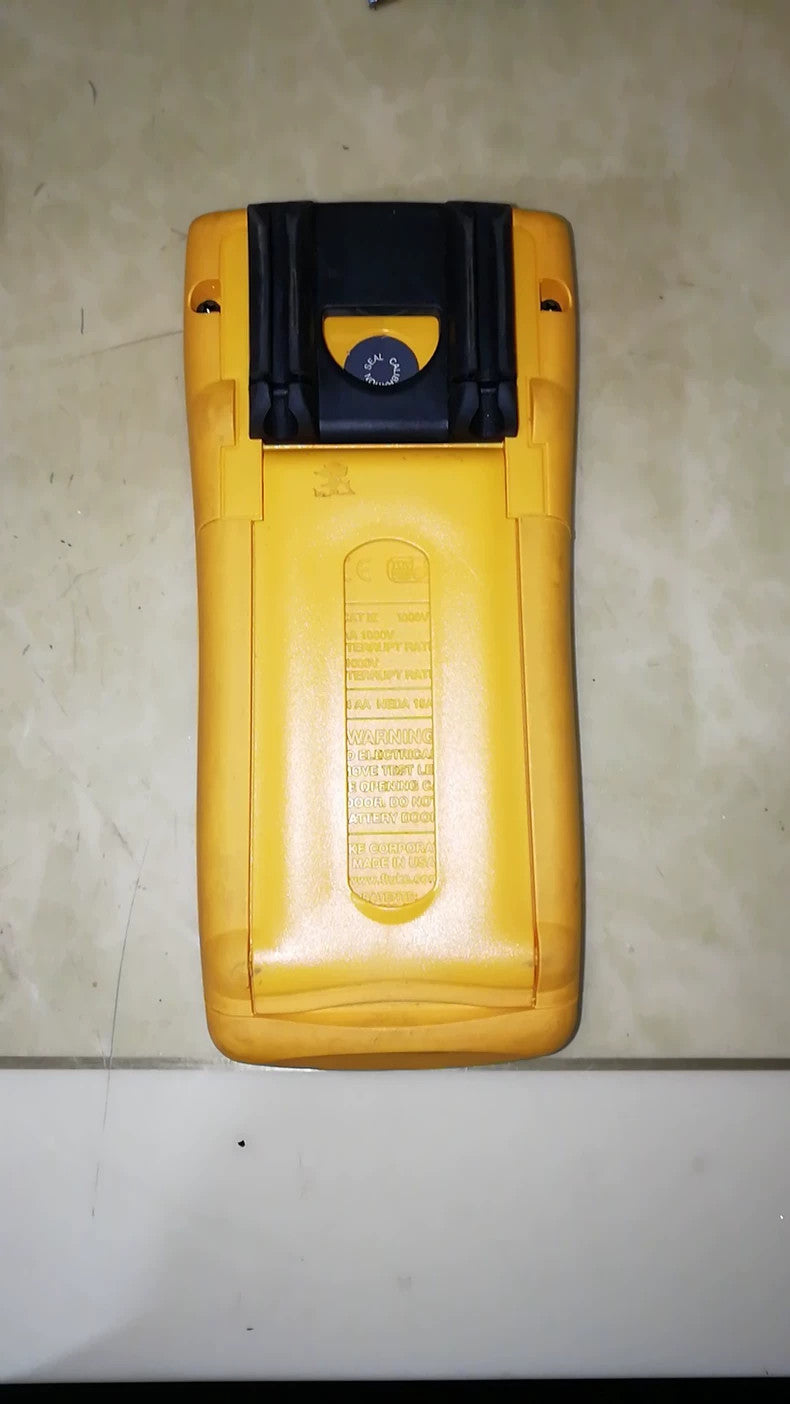 Used Fluke 189 True RMS Digital Multimeter Excellent