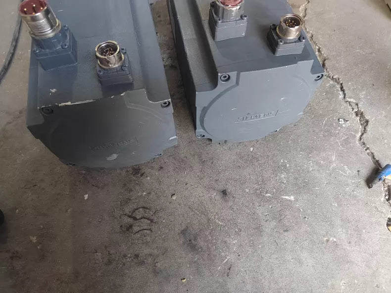 Used Siemens 1FL6067-1AC61-0AG1 Servo Motor