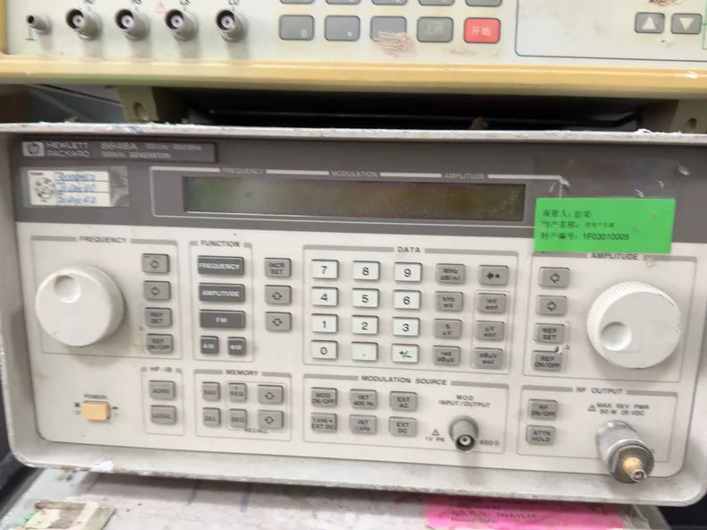 HP AGILENT 8648A RF Signal Generator 100kHz-1GHz