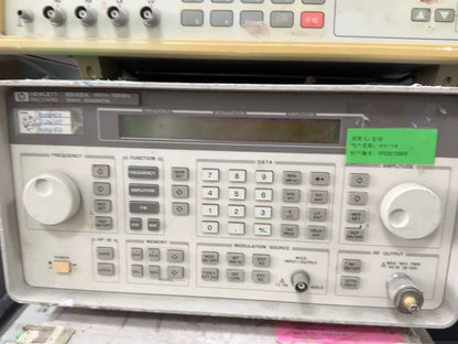HP AGILENT 8648A RF Signal Generator 100kHz-1GHz