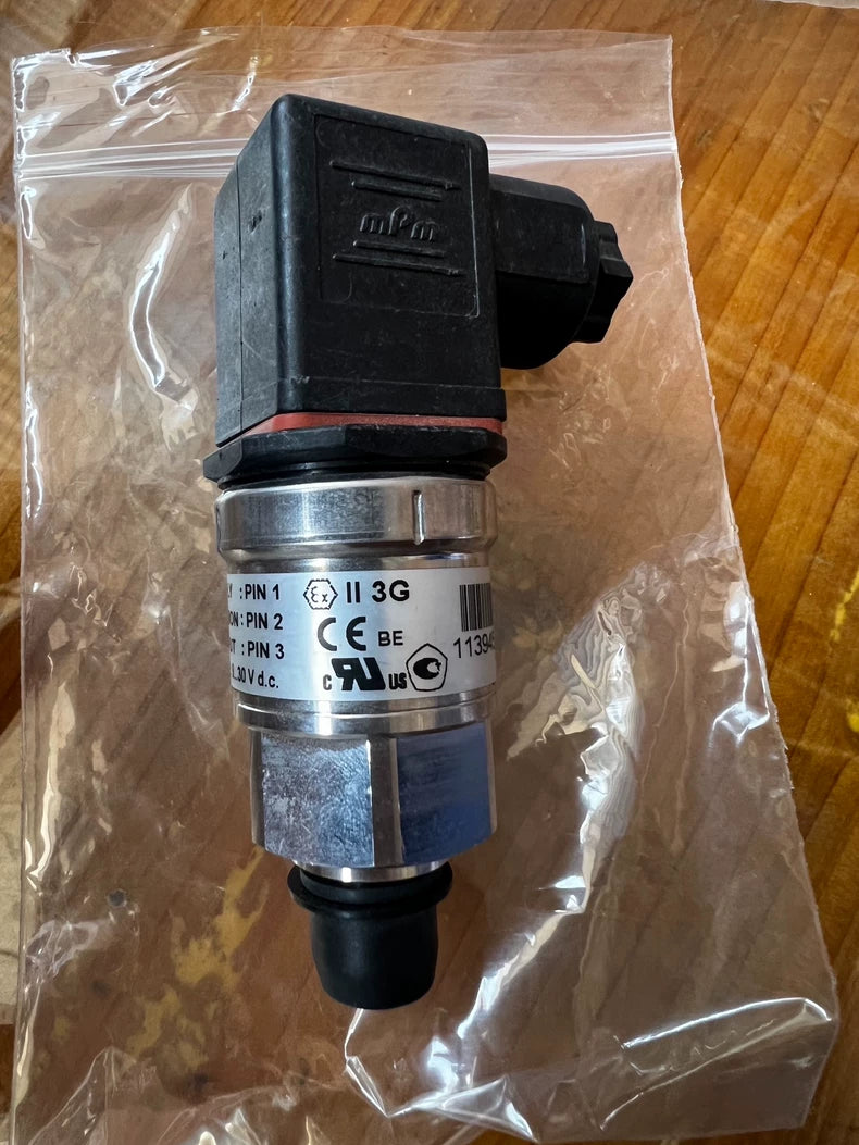 Used DANFOSS MBS3050 060G3583 Pressure Transmitter