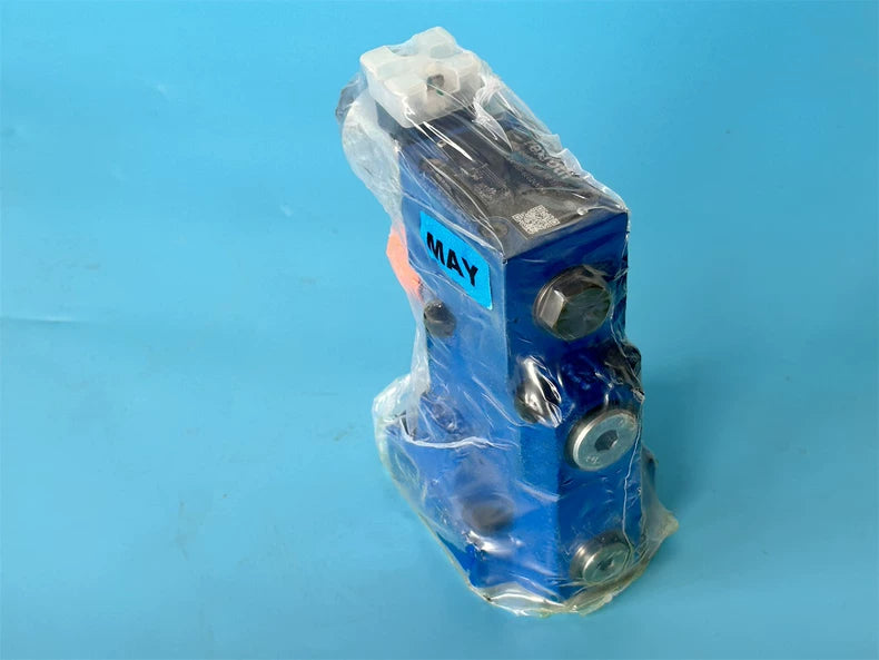 Used Rexroth R900925192 Hydraulic Valve