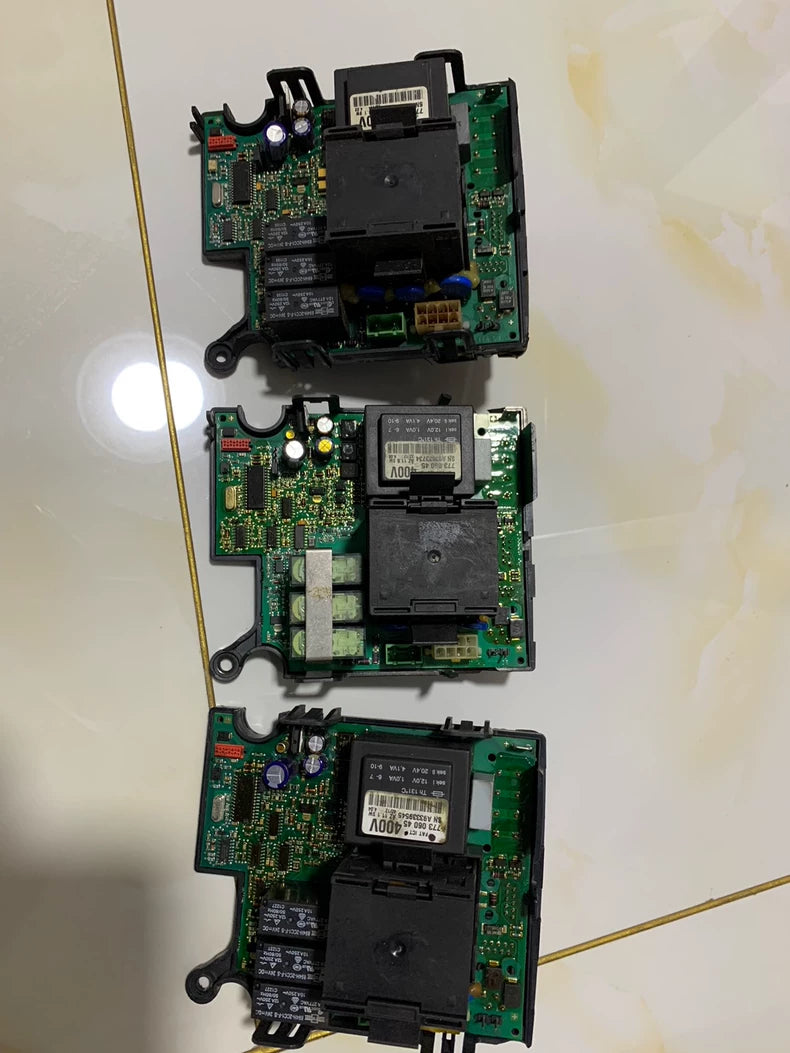 Used 77306045 Industrial Relay Control Module