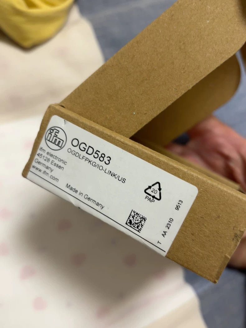 Used IFM OGD583 Laser Distance Sensor 0-8m
