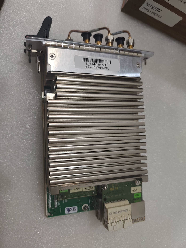 Keysight M9305A Upconverter