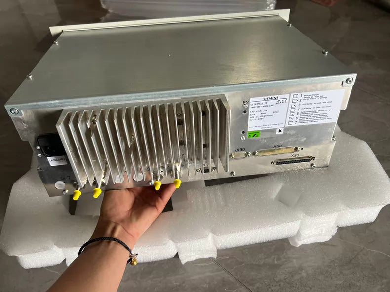 ULTRAMAT 23 7MB23351 Multigas Analyzer