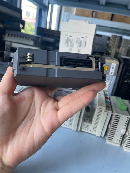 Used QX40-S1 Industrial Control Module