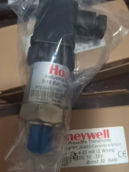Used Eaton P7620A1016A-1 Industrial Controller