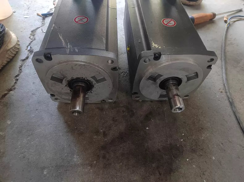 Used Siemens 1FL6067-1AC61-0AG1 Servo Motor